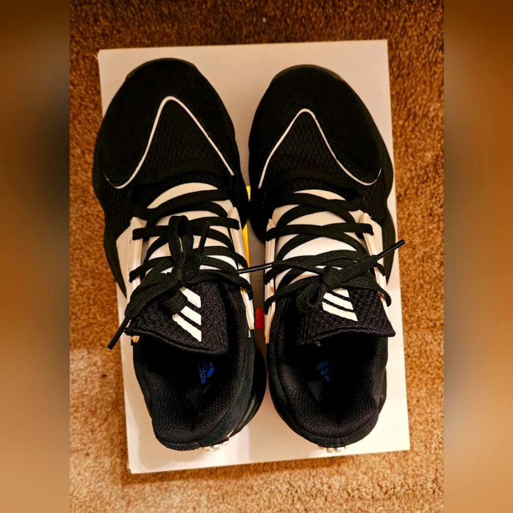 GUC James Harden shoes 6Y - Picture 3 of 4